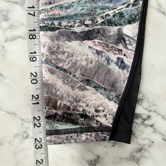 Lululemon Train Times Pant 25" Springscape Multi / Obsidian W5BU5S Luxtreme Mesh - Picture 11 of 13